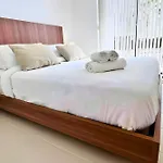New Flat With Terrace & Pool Close To Beaches Lejlighed
