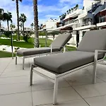 New Flat With Terrace & Pool Close To Beaches Torrevieja