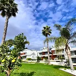 New Flat With Terrace & Pool Close To Beaches * Torrevieja