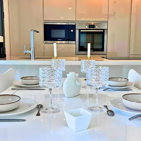 New Flat With Terrace & Pool Close To Beaches Lejlighed