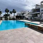 New Flat With Terrace & Pool Close To Beaches Апартаменты Торевьиа