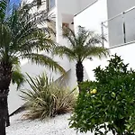 New Flat With Terrace & Pool Close To Beaches