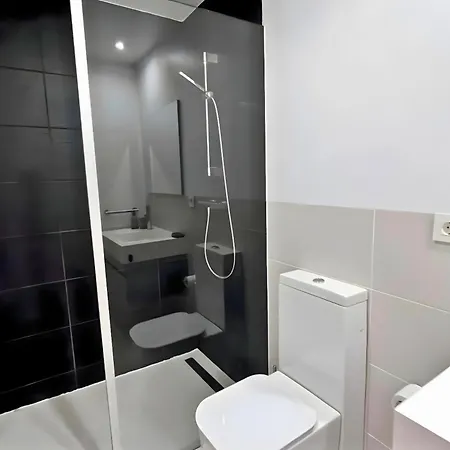 New Flat With Terrace & Pool Close To Beaches Torrevieja