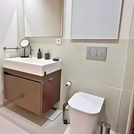New Flat With Terrace & Pool Close To Beaches *