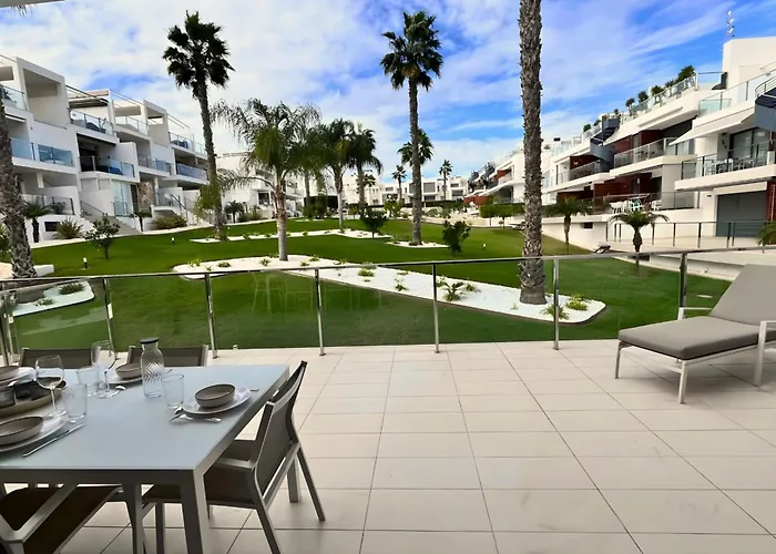 New Flat With Terrace & Pool Close To Beaches Appartement Torrevieja