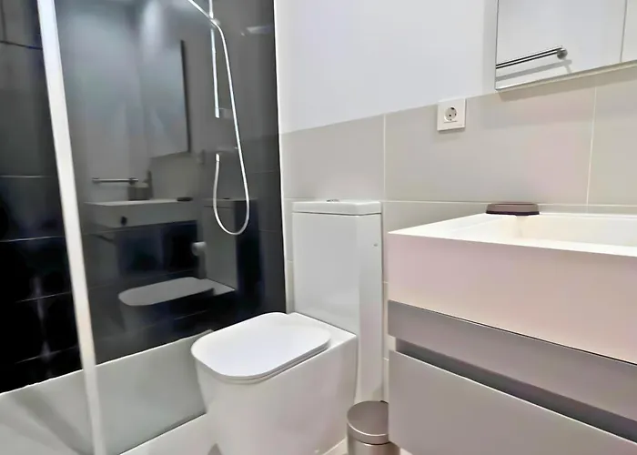 New Flat With Terrace & Pool Close To Beaches Torrevieja