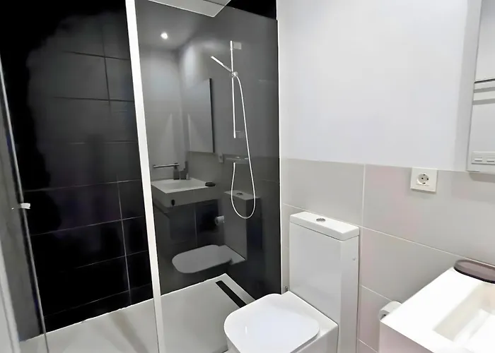 New Flat With Terrace & Pool Close To Beaches Torrevieja