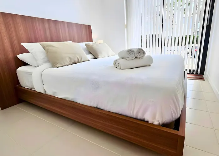 New Flat With Terrace & Pool Close To Beaches Appartement