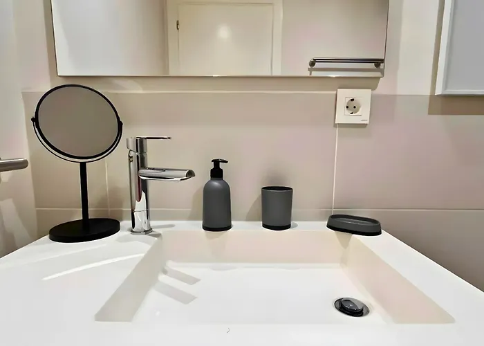 New Flat With Terrace & Pool Close To Beaches * Torrevieja