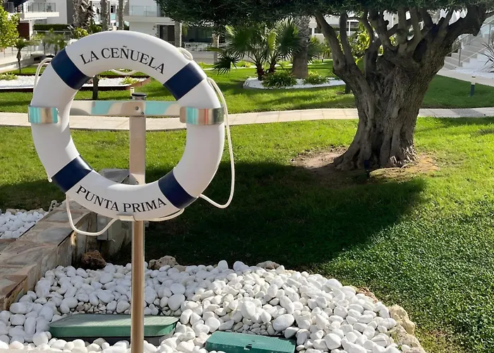 New Flat With Terrace & Pool Close To Beaches Torrevieja