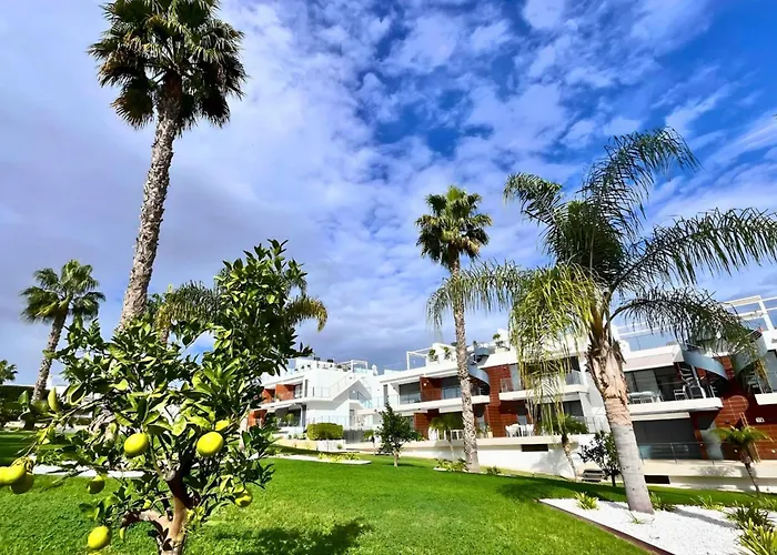 New Flat With Terrace & Pool Close To Beaches * Torrevieja