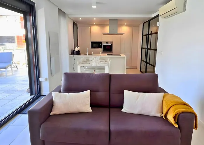 Appartement Neuf Avec Terrasse Et Piscine Proche Plages De