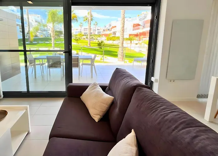 Neuf Avec Terrasse Et Piscine Proche Plages De *