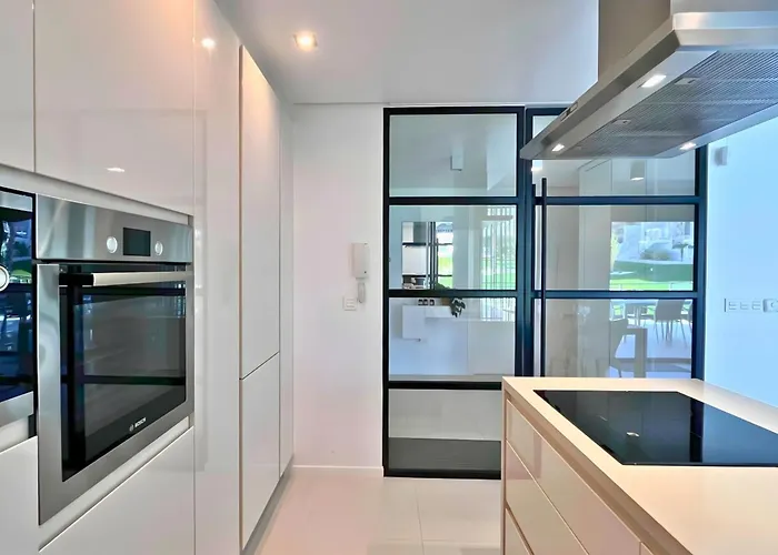 Appartement Neuf Avec Terrasse Et Piscine Proche Plages De *