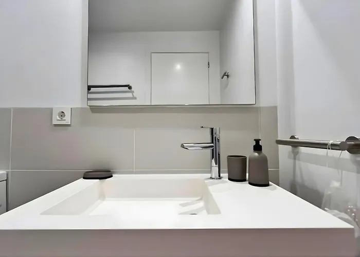 Appartement Neuf Avec Terrasse Et Piscine Proche Plages De